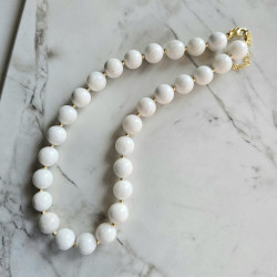Maxi collar con perlas...