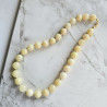 Maxi collar con piedra ónix CREMA