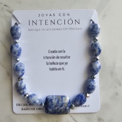 Pulsera azul con dije...